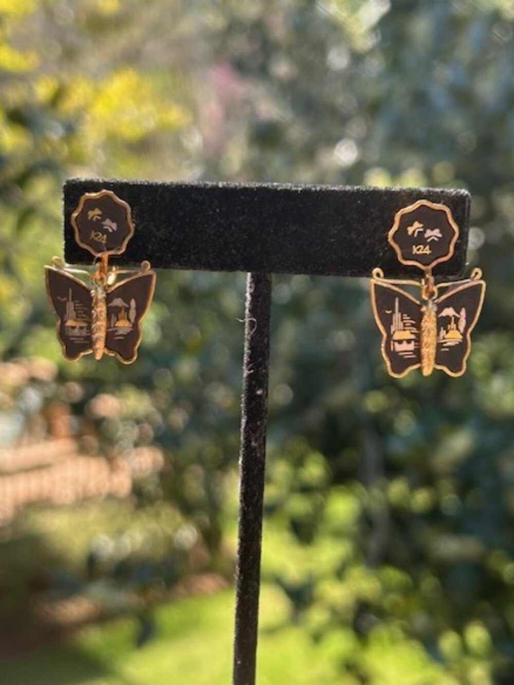 JAPAN AMITA DAMASCENE “K24” BUTTERFLY Screw Back EARRINGS